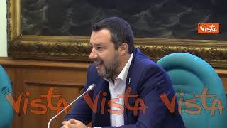 Vaccino, Salvini a Zingaretti: “Studia prima di parlare. Obbligo per minorenni è una follia”