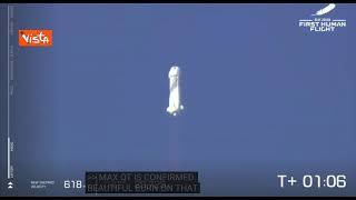 Blue Origin, il decollo del razzo con a bordo il miliardario Bezos nell'anniversario dell'allunaggio
