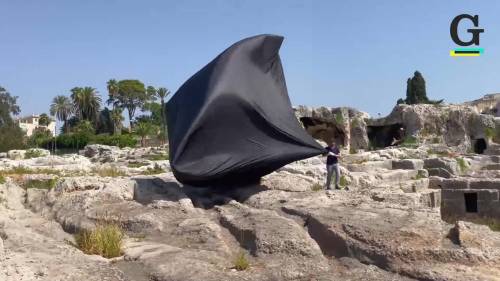 “Anarco-Aracno-Anacro”: Saraceno a Siracusa