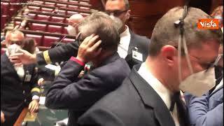 Riforma della Giustizia, il gruppo L'Alternativa c'è occupa i banchi del Governo per protesta