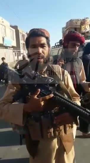Herat, i talebani in periferia e in centro tutto scorre normale