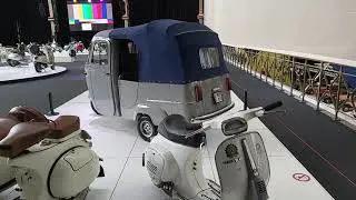 75 anni di Vespa, la mostra celebrativa al museo Autoworld di Bruxelles
