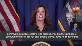 La neo Governatrice di New York Kathy Hochul: "Combatterò per voi"
