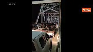 Strade intorno all'aeroporto di Kabul prese d'assalto dai civili che tentano la fuga