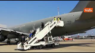 Continua il ponte aereo Roma-Kabul, atterrati a Fiumicino 85 ex collaboratori afghani