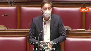 Green Pass, Trano (Ac) legge libro Speranza in Aula: "State giocando con pelle italiani"