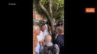 Amministrative Roma, faccia a faccia Calenda - Salvini al mercato di Porta Portese