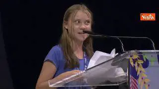 Greta Thunberg a Milano : "Sono 30 anni che sul clima sentiamo solo bla bla bla"