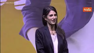 Amministrative Roma, Grillo alla Raggi: "Anche se dovessi perdere non sparirai"