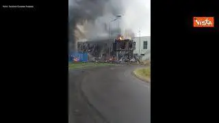 Aereo da turismo si schianta a Milano, le immagini