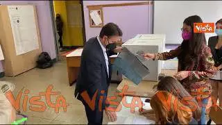 Conte alle urne per le elezioni, il momento del voto