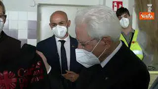 Il Presidente Mattarella visita la mensa della Caritas di Parma