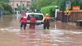 Maltempo a Palermo, auto bloccate nel fango e allagamenti. Le immagini