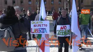 Manifestazione dei No Green pass al Circo Massimo, le immagini