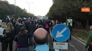"Trieste chiama, Milano risponde". Il corteo dei no green pass nel capoluogo lombardo