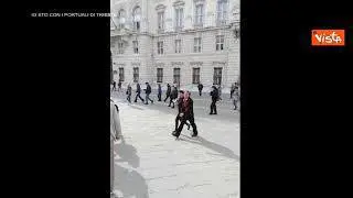 No Green pass a Trieste, il corteo di protesta si trasferisce dal porto a Piazza Unità d'Italia