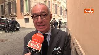"Per capire la politica serve psicanalisi, o la psichiatria", Pisicchio presenta il suo nuovo libro