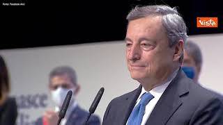 Draghi accolto da una standing ovation all'assemblea Anci