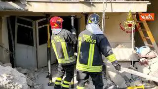 Esplode palazzina nel casertano, coppia di anziani sotto le macerie