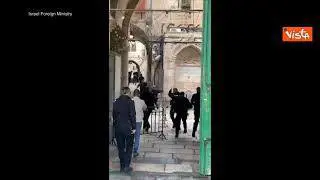 Attacco a Gerusalemme, palestinese spara alla Spianata delle Moschee, un morto e tre feriti