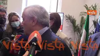 Tajani: "Le richieste dei governatori sul green pass? Scienziati decideranno cosa è meglio fare"
