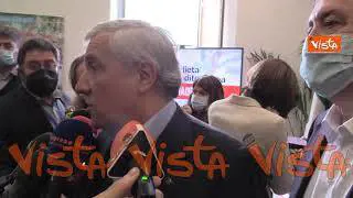 Reddito di cittadinanza, Tajani: "Parole di Berlusconi non significano che non bisogna punire furbi"