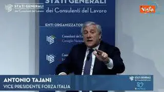 Tajani: "Serve segnale di fiducia per giovani che hanno aperto start-up nonostante la crisi"