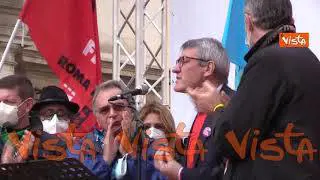 Transizione green, Landini: "Veicoli elettrici sì, ma li produciamo qui o li compriamo dalla Cina?"