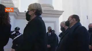 Funerali Ennio Doris, Berlusconi e Zaia partecipano alla cerimonia