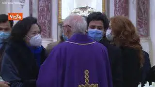 Funerali Ennio Doris, Berlusconi fa le condoglianze alla moglie Lina Tombolato