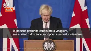 Variante Omicron, Johnson: "Tampone molecolare e autoisolamento per chi entra in Uk"