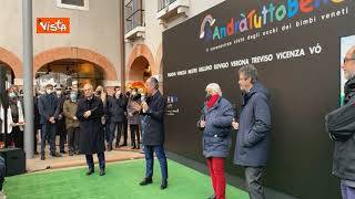 Zaia ai bambini: "Siete quelli che hanno sofferto di più, ma avete rispettato le regole"