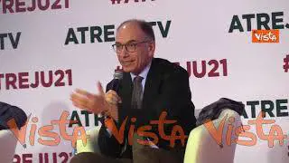 La battuta di Letta alla festa di Atreju: "Io e Meloni siamo avversari sia chiaro"