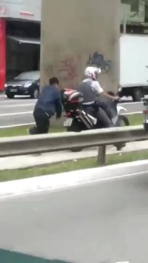 Arresto spacciatore brasiliano