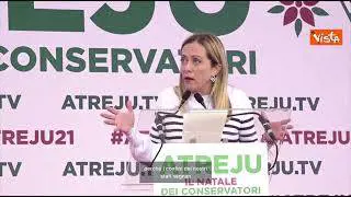 Migranti, Meloni: "Difenderemo sempre i confini, mai tolleranti con gli irregolari"