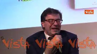 Giorgetti scherza con Gravina: "Chi vince gli Europei poi perde i Mondiali"