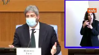 Fico: "Non si combatte immigrazione con muri"