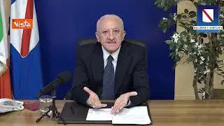 De Luca: “Vietato consumo di cibo e alcol nelle aree pubbliche durante le Feste"