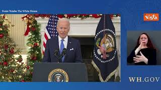 Biden: “Omicron fa paura ma non dobbiamo preoccuparci come nel 2020, vaccinatevi è gratis”