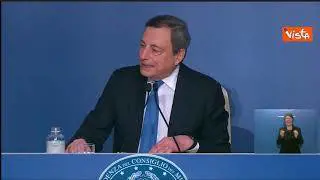 Draghi: "Obbligo vaccinale mai escluso, resta sempre sullo sfondo, valuteremo"