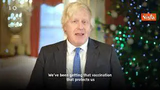 Il buon Natale di Johnson: "Fare il vaccino è un regalo per le vostre famiglie e per il Paese"