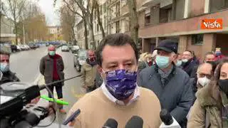 Migranti, Salvini: "70.000 sbarchi in tempo di covid non sono rispettosi per italiani"