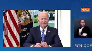 Variante Omicron, Biden: "Non è come lo scorso anno, ora sappiamo cosa fare per evitare chiusure"