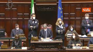 Via libera alla Manovra alla Camera. Protesta di FdI. Fico: "Non siamo allo stadio"