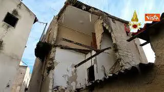 Crollo parziale di una palazzina a Porto Empedocle (Ag), nessuna persona coinvolta