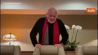 Anthony Hopkins: "Compio 84 anni, buon 2022 in salute a tutti"