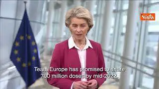 Von der Leyen: "Ue donerà 700 milioni di vaccini entro la metà del 2022"