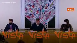 Calenda: "Presto per giudizi su Gualtieri, ma sembra che faccia promessa che non mantiene"