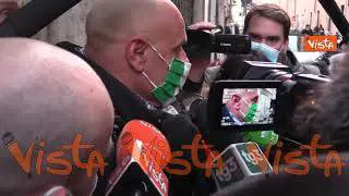 Rampelli (FdI): "Altri nomi oltre a Berlusconi per il Colle? Valutiamo dopo esito candidatura"