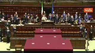 Quattro minuti di applausi in Aula per quorum Mattarella